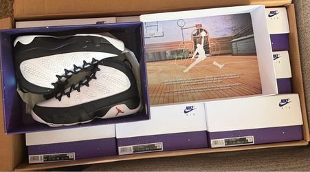 Jordan 9 space jam Sz 8-13