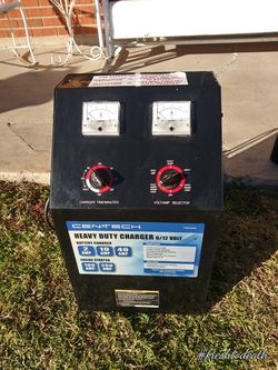 Selling my like new battery charger ..located in tucson ..