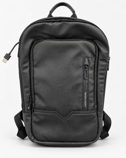Heroic Knight 15.6in Laptop Backpack + 26800mAh Bank