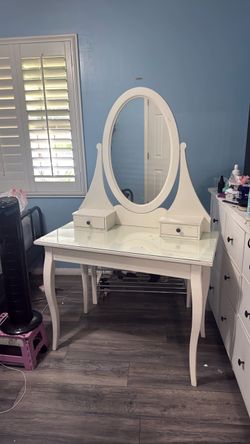 Free vanity