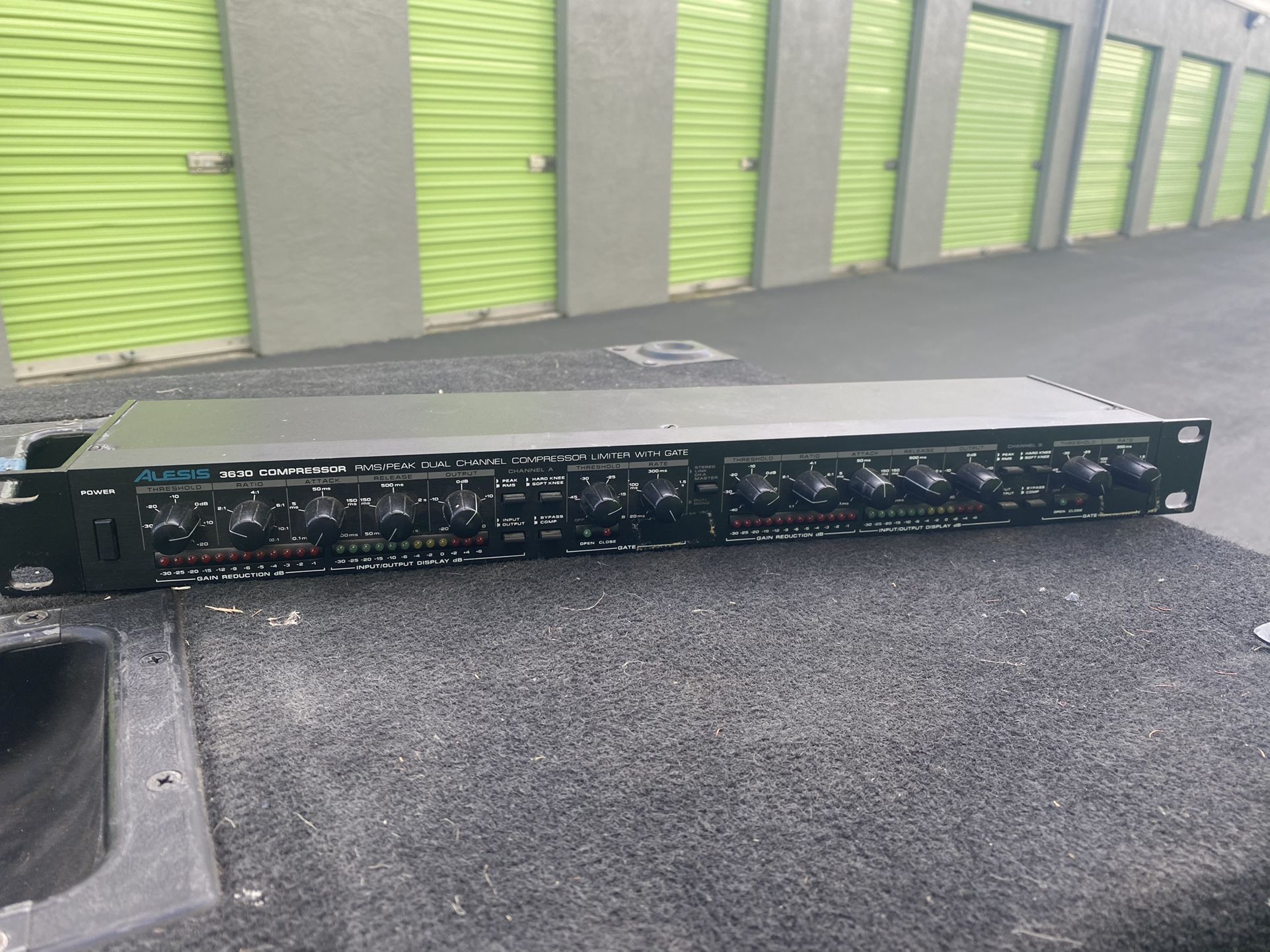 Alesis 3630 Compressor