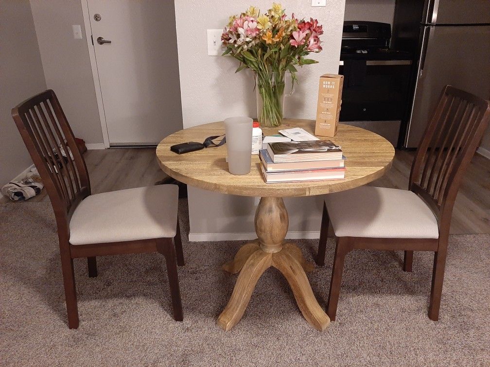 Dining chairs (2)
