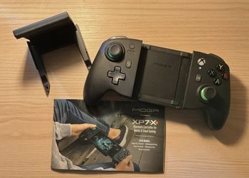 Handheld Bluetooth Phone Game Controller - MOGA CP7-X Plus