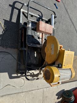 Chicago Wet tile saw