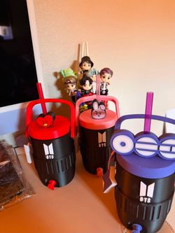 BTS pens Keychains & can holder