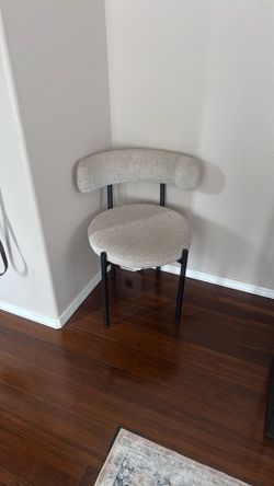 Cute Chair