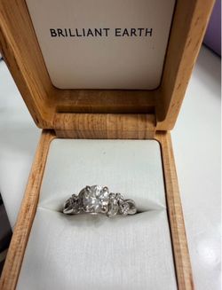 Brilliant Earth 1ct Lab Diamond Engagement Ring 18K White Gold