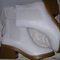 Women's White Boot