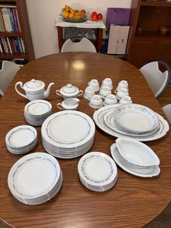 porcelain china dish set “Style House-Regal””