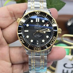 Omega Men’s Mechanical Watch With Box New 