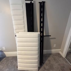 Brittany Gray Linen Twin Daybed with Storage Drawers by Novograt and  twin mattress 