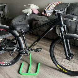 Dirt Jumper Canyon Stchd 360  -Long Frame-