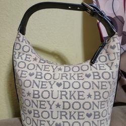 👜 Vintage Dooney & Bourke purse bag 👜