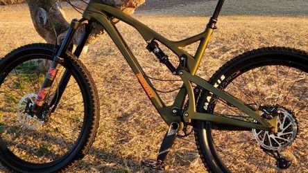 STOLEN BIKE, 2019 DIAMONDBACK 4C CARBON