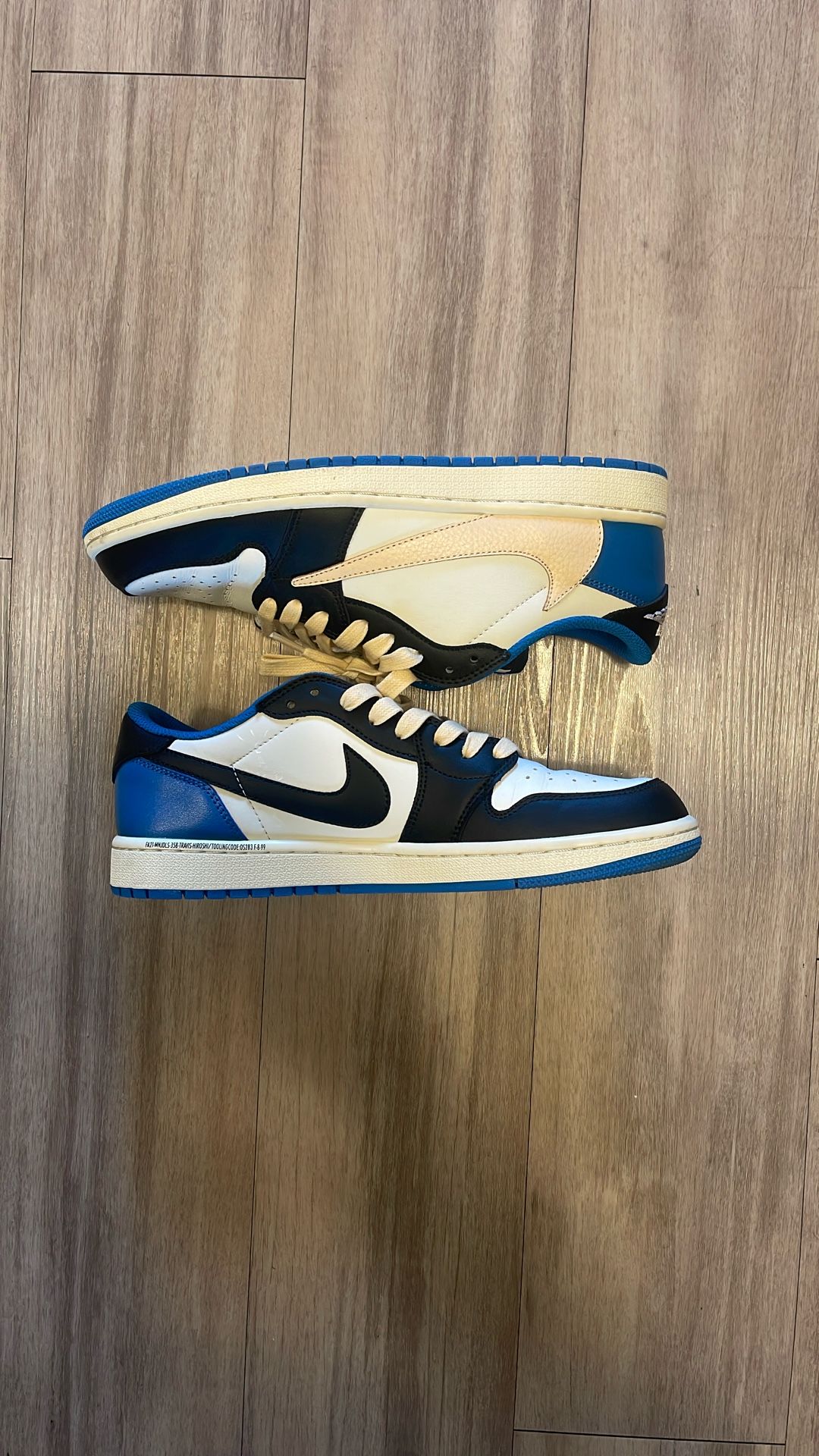 Nike Jordan 1 Low TS