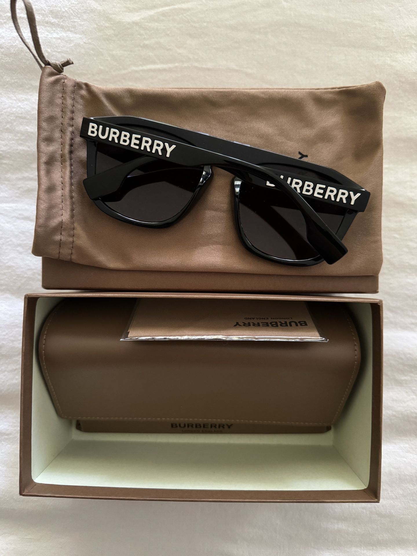 Burberry Sunglasses Woman