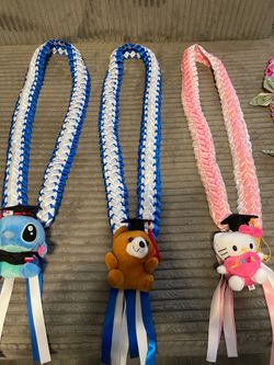 Graduation leis