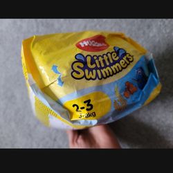 Huggies Little Swimmers Size 2-3 (3-8 Kg) Swim Diapers.
New, 12 PCs pack.