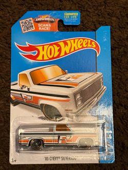 Hot wheels 83 Silverado