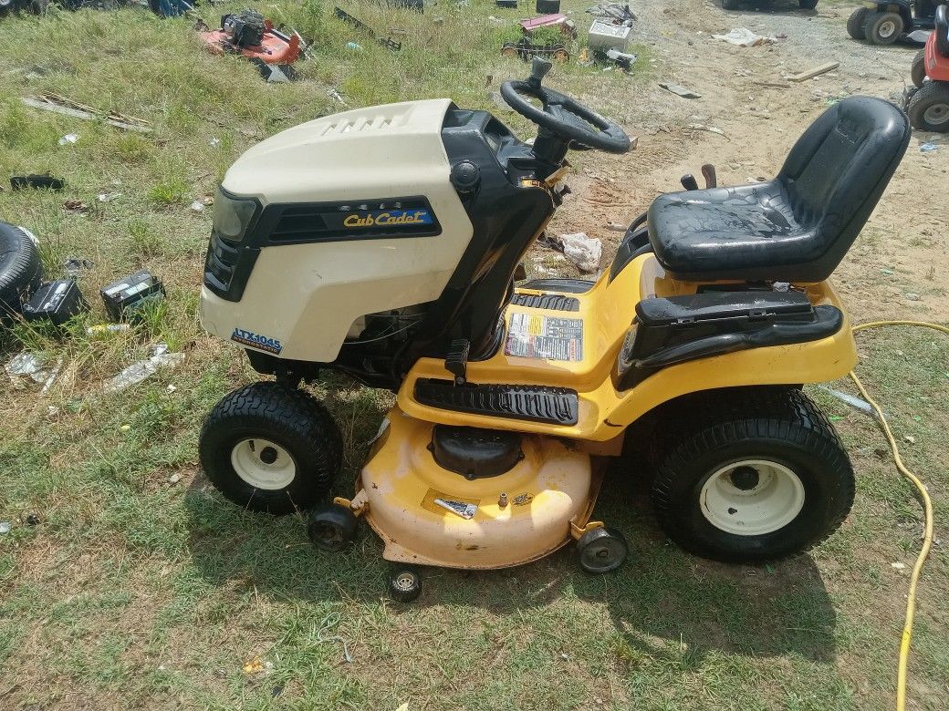 Mower for Sale in Mount Croghan, SC OfferUp