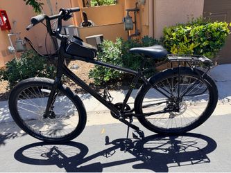 🚲 2024 Specialized Roll 2.0 bike - Size Large - Black Amazing Condition 🚲