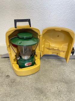 Vintage Thermos Double-Mantle Gas Lantern with Carrying Case– Excellent Shape
