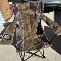 Mossy Oak SOFT ARM CAMO Quad CHAIR 