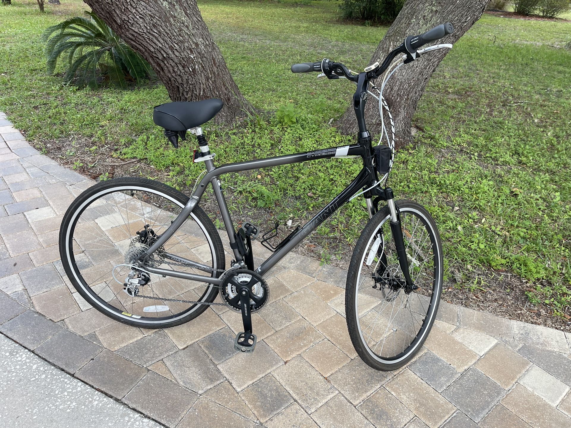 Giant Cypress DX - XL Excellent Condition 