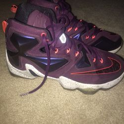 Lebrons Sz 9.5