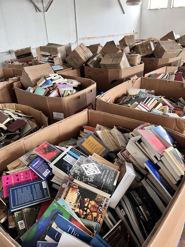 bulk used books gaylords, pallets, cd, dvd, video games