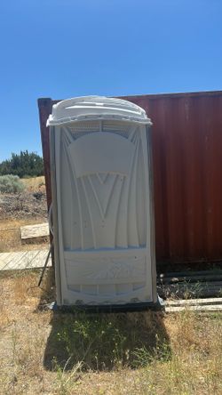 Porta potty
