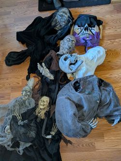 Assorted vintage spirit Halloween hanging props