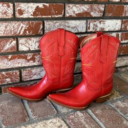 Women’s Boots-cowgirl boots Size 7