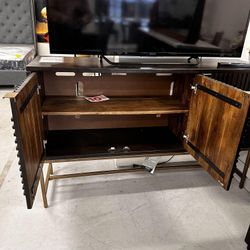 Elinmore Accent Cabinet
