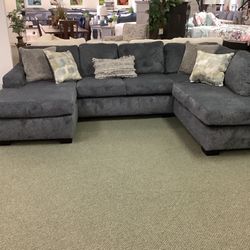 DuelChaise Sectional