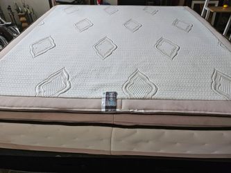 Beautyrest Tru Energy King Mattress Gel Memory Foam And Box Spring 🌙