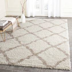 Shag rug
