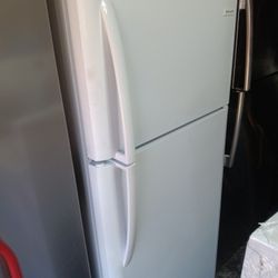 Apt Size Fridge