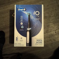 Oral-B iO Series 4