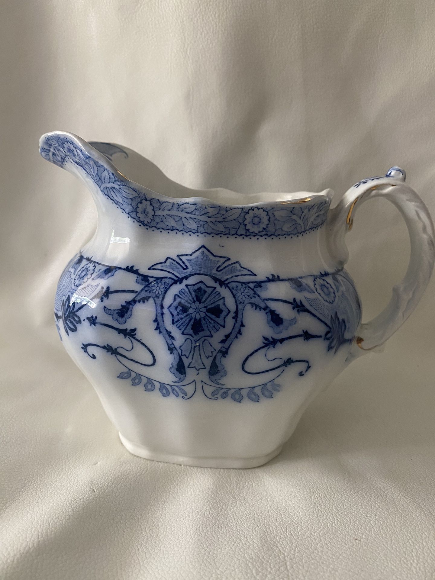 Burgess & Leigh Pitcher Raleigh Middleport Pottery Burslem England Porcelain