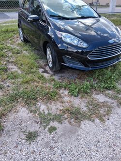 2015 Ford Fiesta