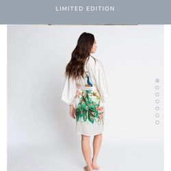 Kim + Ono Women’s Silk Hand Painted Robe NWT