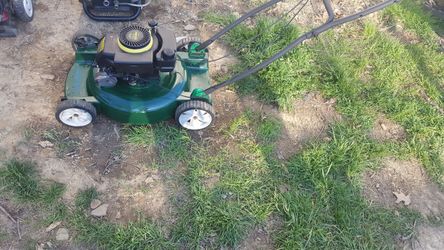 Rally lawnmower has a aluminum deck