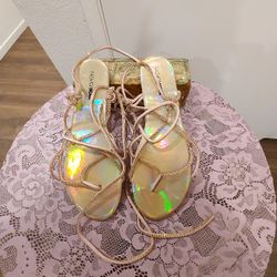 Fashion Nova Sandals Size 9