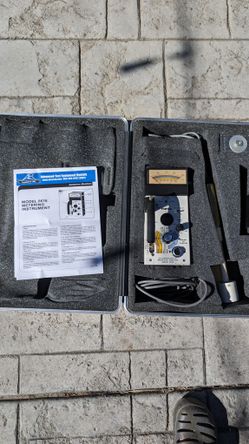 Narda 8616 Isotropic Radiation Monitor