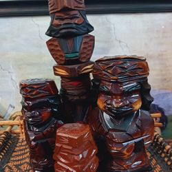 Mayan Totem Figureens. 