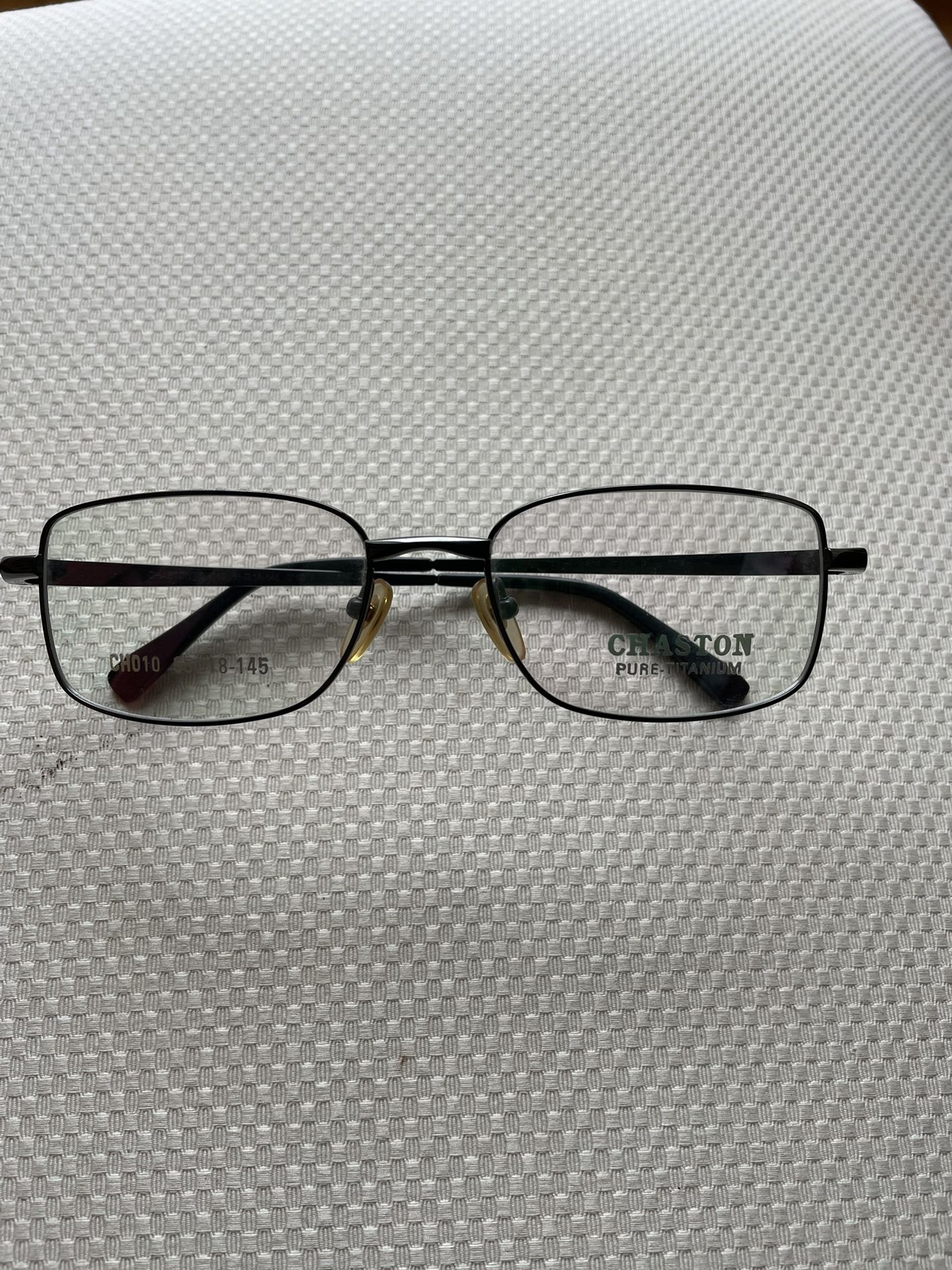 Titanium metal square eyeglass frame ultra lightweight