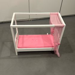 Doll bed