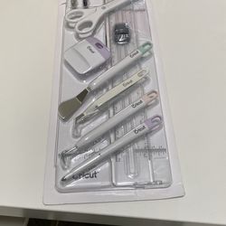 Cricut Essential Tool Set