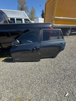 Toyota rav 4 doors
